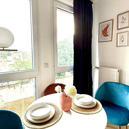 La Maison Coloree Proche De Paris Et Gare Du Nord, Parking Gratuit * Romainville